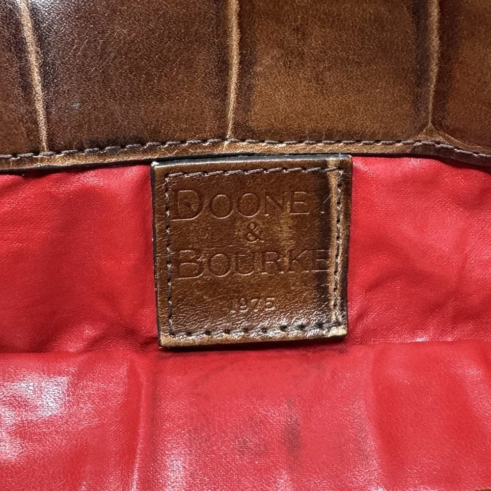 Vintage Dooney & Bourke Croc-embossed Brown Leather Clutch w/ Strap 10x5